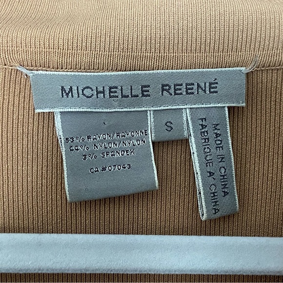 Vintage 90s Boho Long-Sleeve Crop Top w/ Flower Detail - Picture 3 of 3